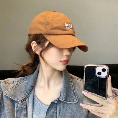 黑暗中的两个人